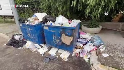 Buca'daki çöp yığınları tepkilere neden oluyor