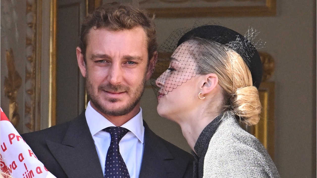 GALA VIDEO - Beatrice Borromeo charmée par Pierre Casiraghi : 10 ans de mariage plus tard, la flamme est toujours aussi vive !