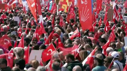 Türkei: Hunderttausende protestieren gegen Erdogan