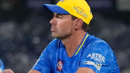 हार के बाद Reporter पर भड़के Chennai के Head Coach