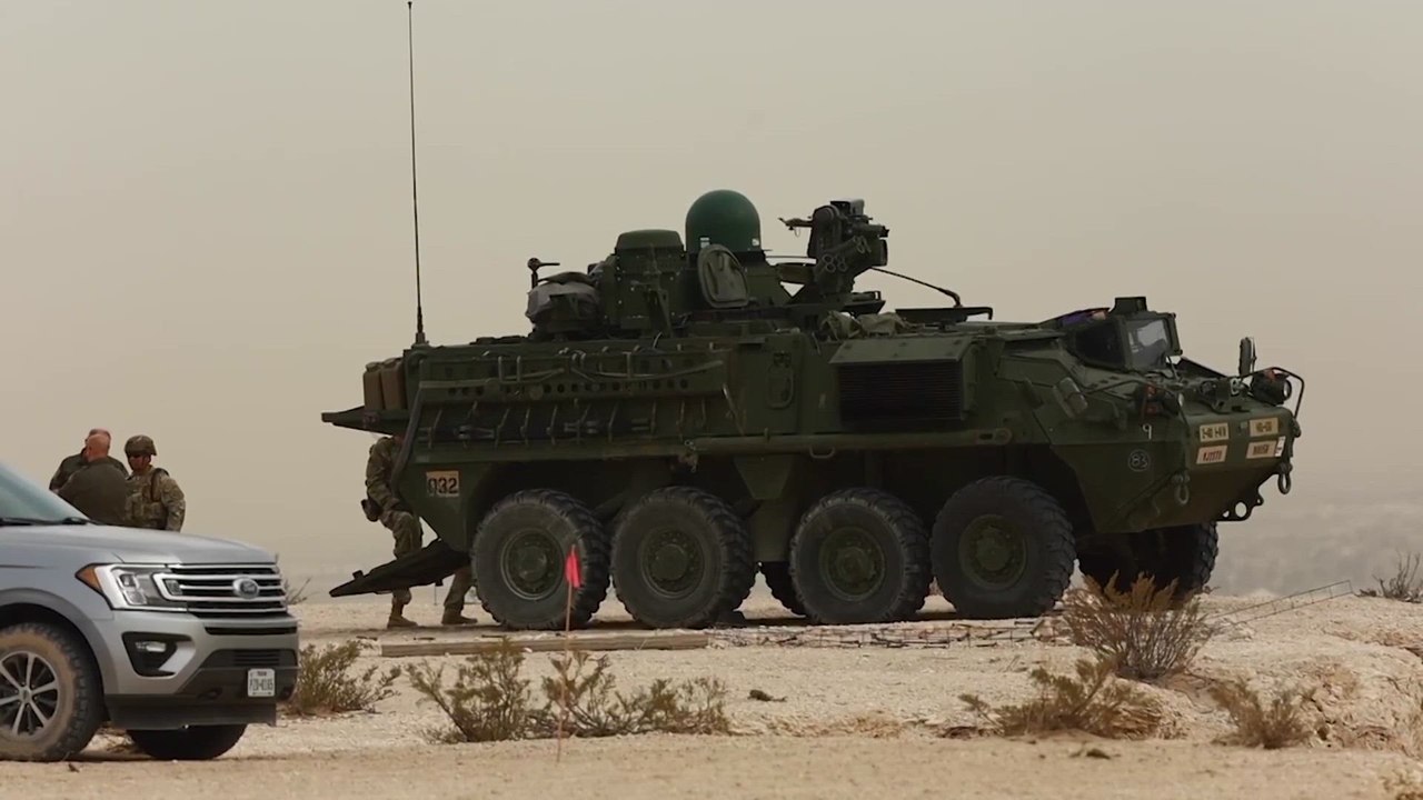 US deploys armoured vehicles along border with Mexico