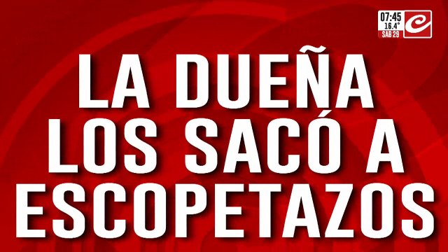 Quisieron robar un almacén... ¡y la dueña los echó a escopetazos limpios!