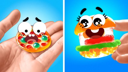 🍔 Doodles Make the WORLD'S YUMMYEST Burger & It Falls! 😂🍟