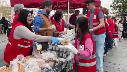 Türk Kızılay Alaşehir’de Ramazan boyunca 11 bin kişiye iftar verdi