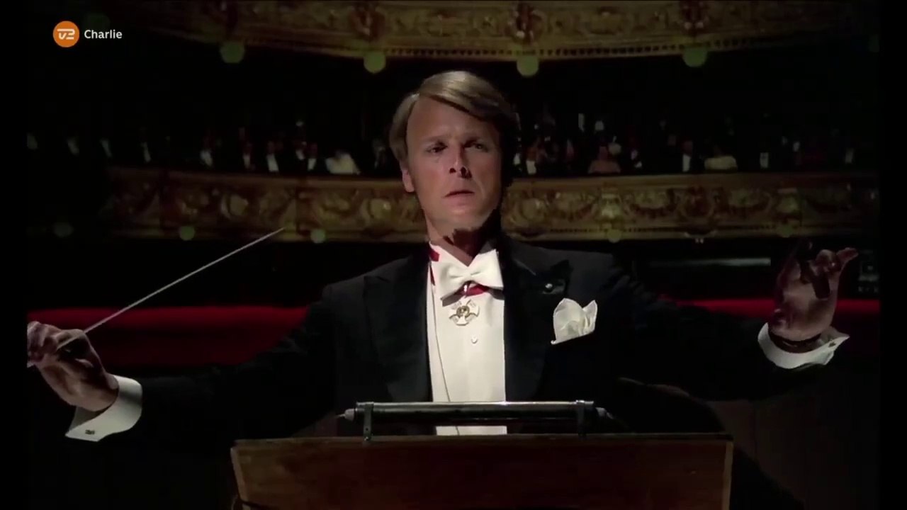 KLIP med Olsen Banden i Det Kongelige Teater og Elverhøj Temaet | Olsen Banden Ser Rødt | 1976 | TV2 CHARLIE