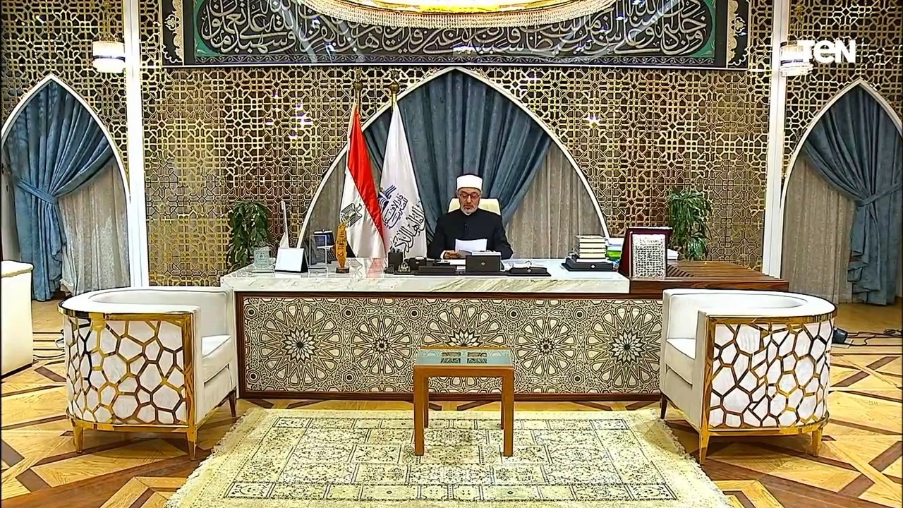 مصر تعلن أن الاثنين هو أول أيام عيد الفطر المبارك بعد تعذّر رؤية هلال شهر شوال لعام 1446هـ.