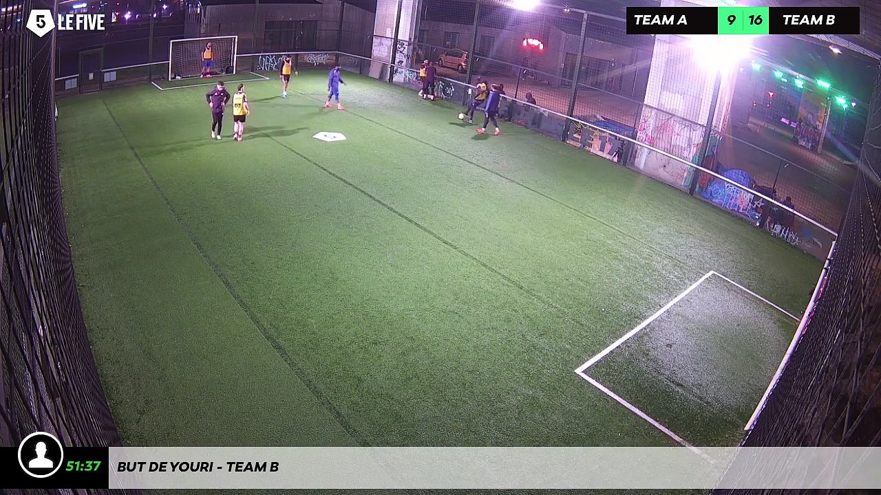 But de Youri - Team B