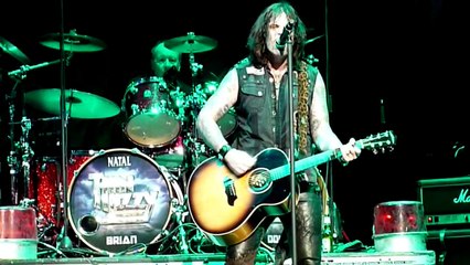 Thin Lizzy - Whiskey In The Jar