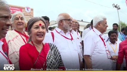 ചെങ്കൊടിയേന്താൻ മധുരയുടെ മണ്ണ്; നേതാക്കളെല്ലാം എത്തി, പതാക ഉയർത്തൽ ചടങ്ങ് ഉടൻ