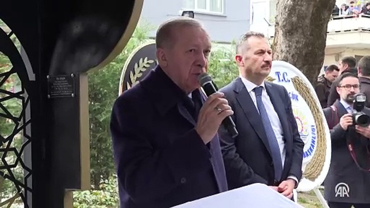 Cumhurbaşkanı Erdoğan, AK Parti Kocaeli İl İstişare Kurulu Üyesi Abiş'in cenaze törenine katıldı