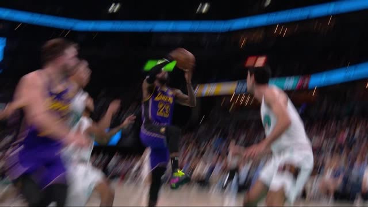 Doncic and LeBron combine for deadly dunk