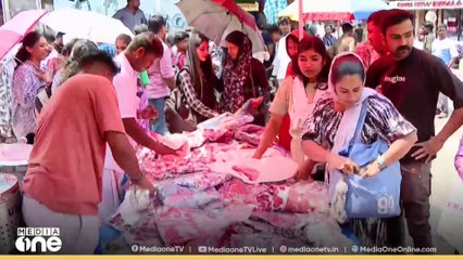 വ്രതശുദ്ധിയുടെ നാളുകള്‍ക്ക് പരിസമാപ്തി; പെരുന്നാളിനെ വരവേല്‍ക്കാന്‍ വിശ്വാസികള്‍