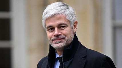 GALA VIDEO - Laurent Wauquiez : ce tendre baiser de sa femme Charlotte qui n’est pas passé inaperçu