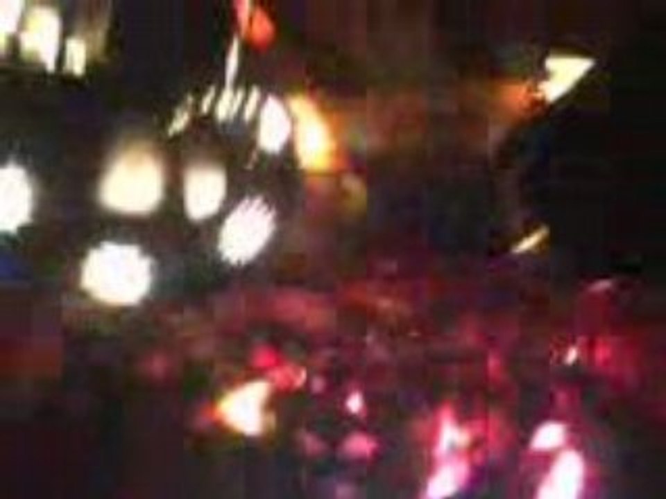 MOV0084A