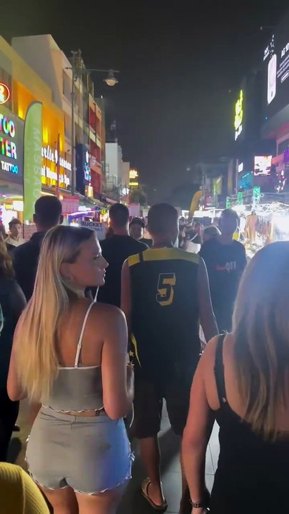 Kelly Vedovelli immortalisée depuis la Thaïlande (Capture d'écran Instagram - 2025).