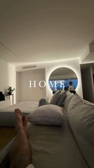 Δημήτρης Αλεξάνδρου: Τακτοποιήθηκε στο νέο του σπίτι και απολαμβάνει χαλαρές στιγμές στον καναπέ!