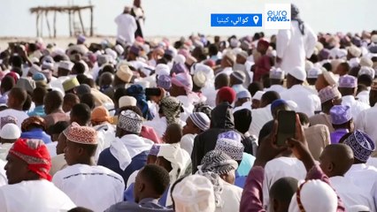 على أحد شواطئ كينيا.. صلاة عيد الفطر تجمع الآلاف والدعاء لغزة حاضر