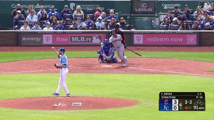MLB: Gabriel Arias se estrena con su primer jonrón del año