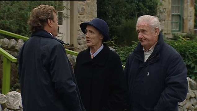 Emmerdale Edna Birch Slaps Tom King Snr 17th November 2006