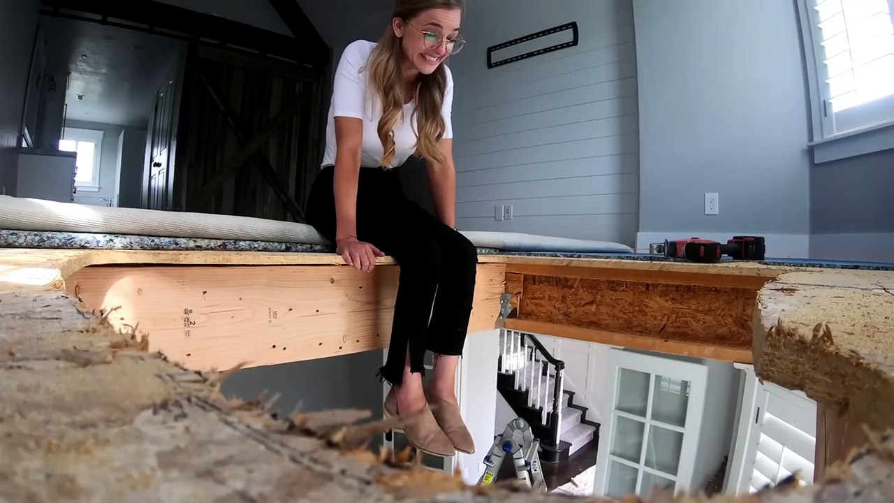 Husband Builds MIND-BLOWING High-Tech Gift INSTEAD of Buying a New House—Wife’s Reaction Will Leave You in Tears! 😱💖