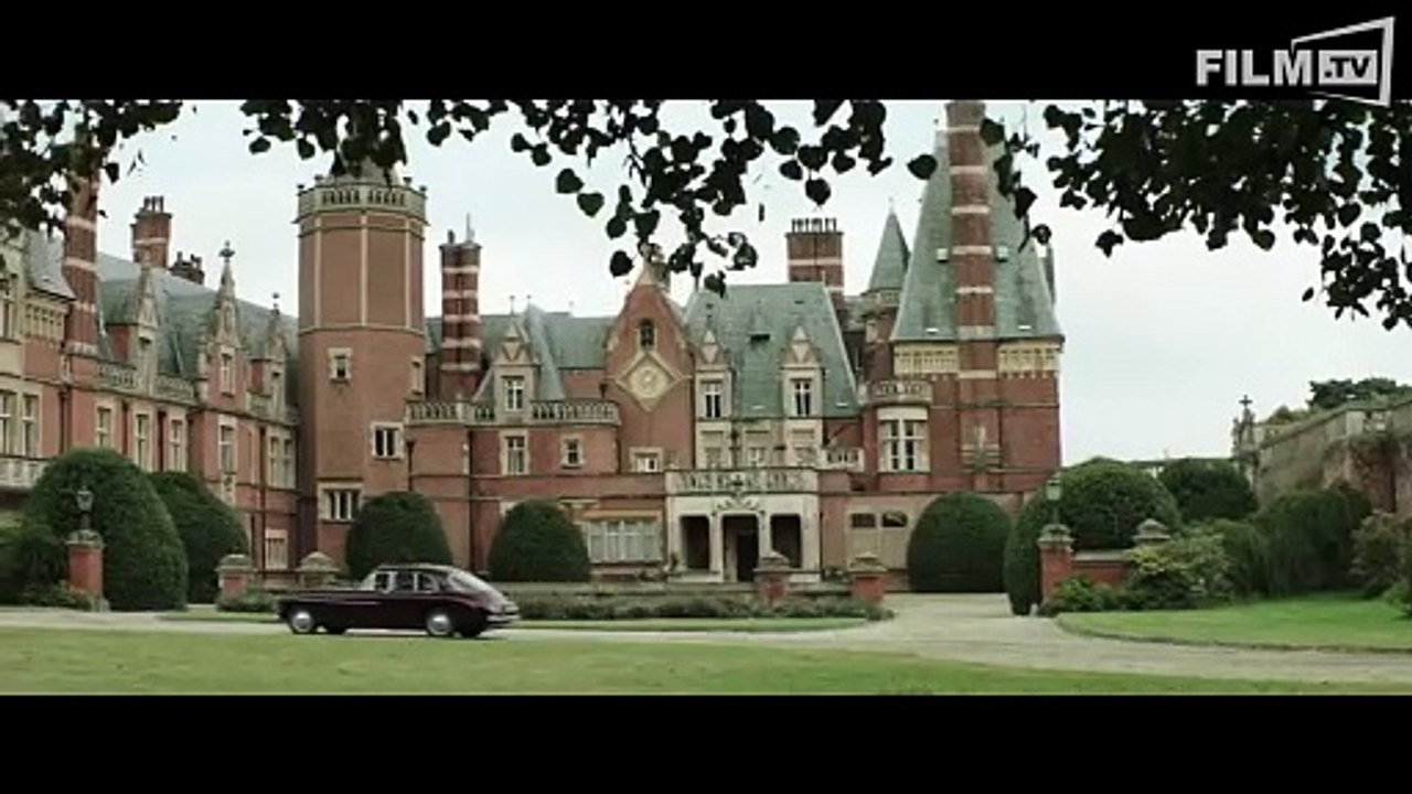 Das krumme Haus | movie | 2017 | Official Trailer