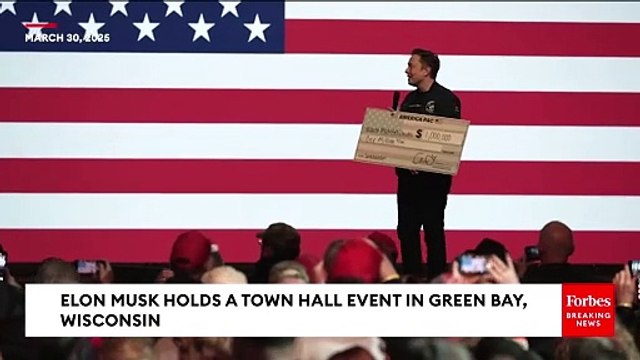 BREAKING NEWS: Elon Musk Hands Out $1 Million Checks At Town Hall Event In Green Bay, Wisconsin