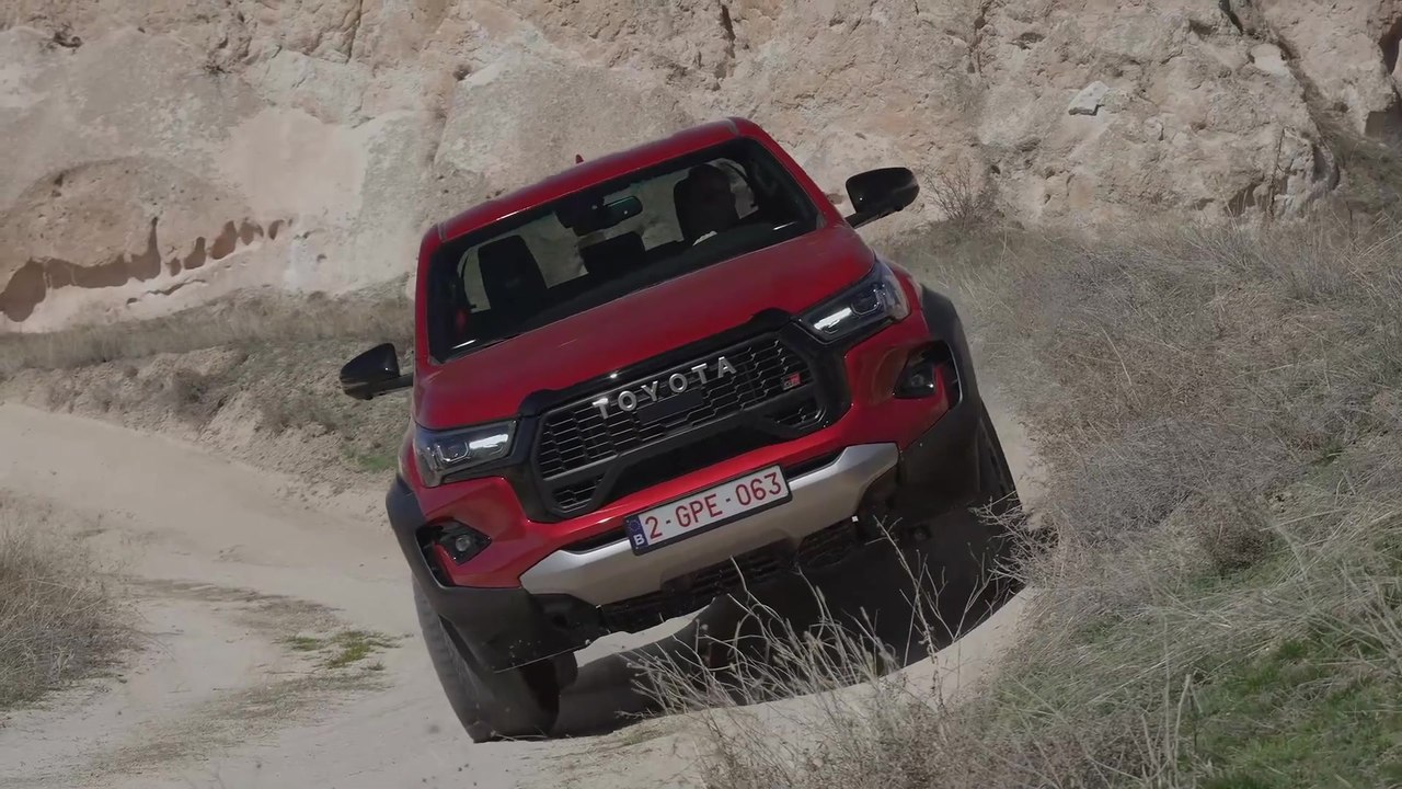 Der neue Toyota Hilux GR Sport II
