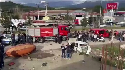 Muğlada feci kaza: 4 kişi öldü 2 kişi yaralandı!