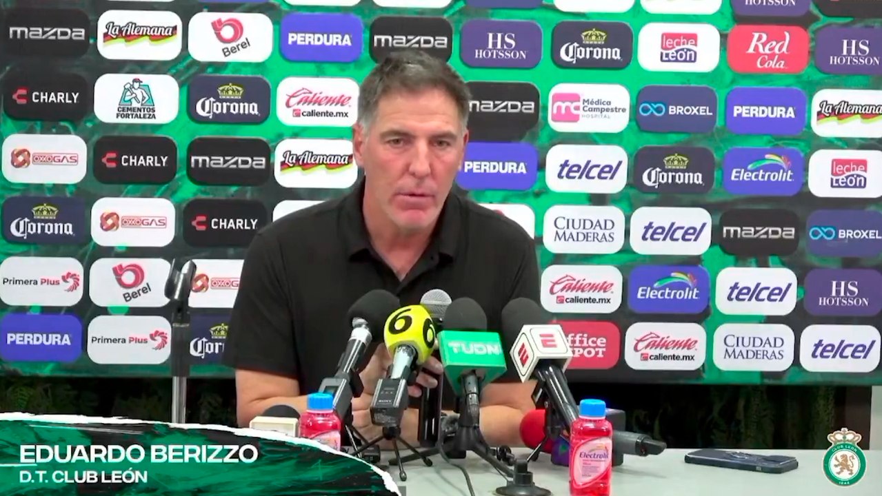 Eduardo Berizzo analiza la derrota de León ante Pumas: "Los errores se pagan en equipo"