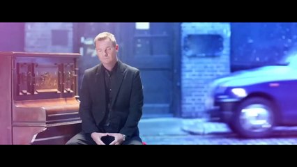 Rain In England - Tony Mortimer featuring Julian Lennon