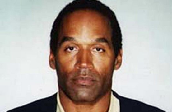 Bíblia de O.J. Simpson é arrematada em leilão após oferta de Kim Kardashian ser recusada