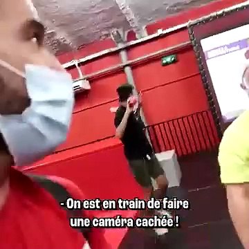 Enfermés dans un Trampoline Park !