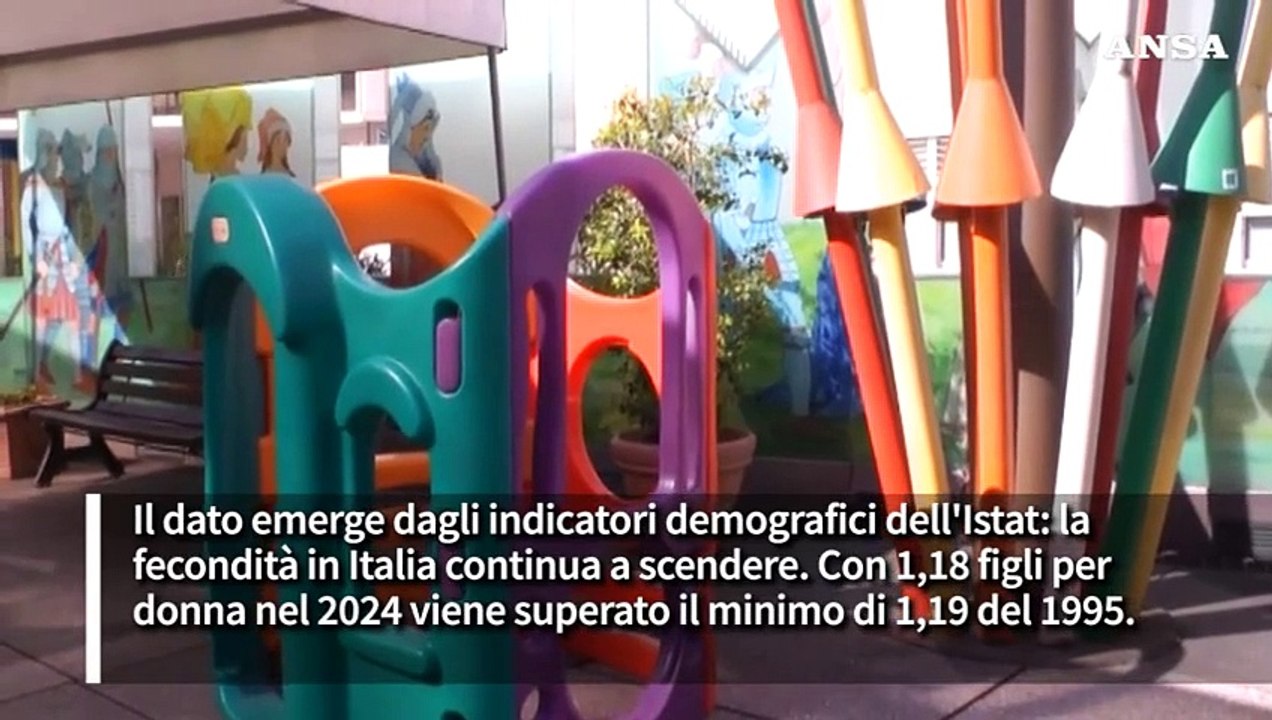 Fecondita' ai minimi storici, calano ancora le nascite in Italia