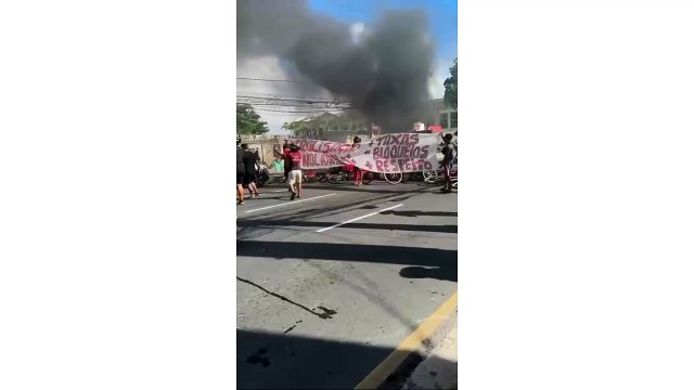 Entregadores de aplicativo fazem protesto em Piedade na manhã desta segunda (31)