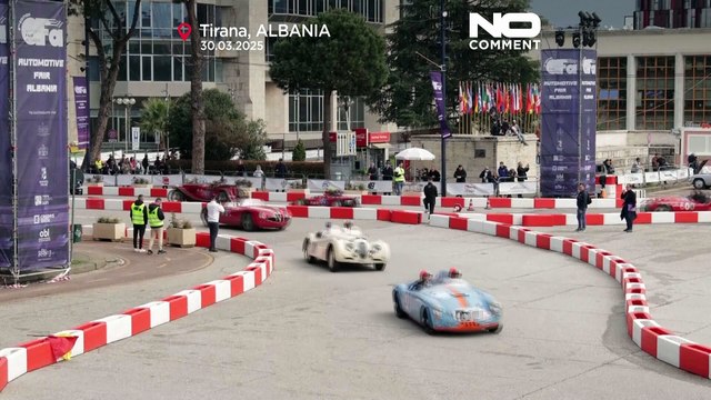 Feira Automóvel da Albânia destaca carros clássicos e impulsiona o turismo em Tirana
