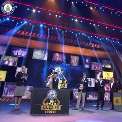 Columna doble de dados más alta - Récord Guinness