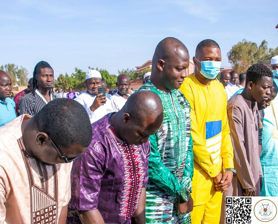 Ramadan 2025 : Le capitaine Ibrahim Traoré a prié à Ouaga 2000