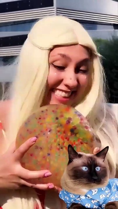Sooo Satisfying Ice Ball with Doll #reverse