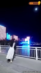 After breakup, poor guy proposed by beautiful CEO, while ex dumped by crush