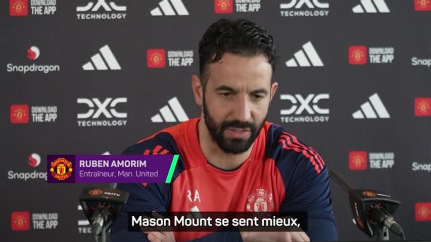 Manchester United : Leny Yoro de retour