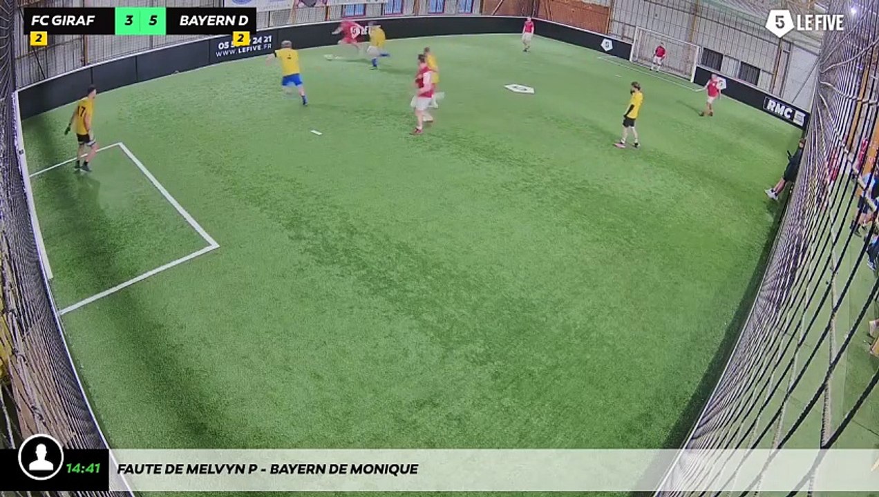 Faute de Melvyn P - Bayern De Monique