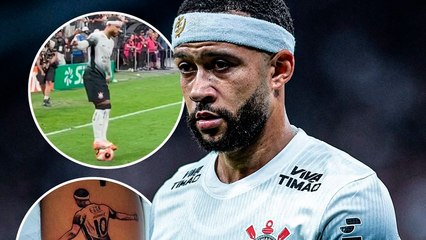 El doble de Memphis Depay se tatúa a su ídolo en la pierna tras obtener el campeonato brasileño