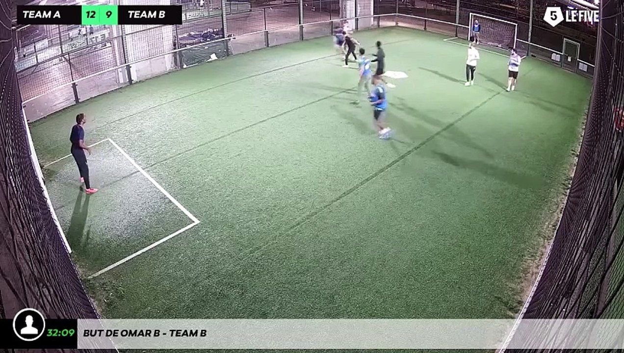 But de Omar B - Team B