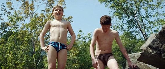 Mit der Faust in die Welt schlagen | movie | 2025 | Official Trailer