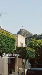 🌌👽 ¡Extrañas Entidades Emergen del Cerro de los Misterios en Tijuana! ¿Intraterrenos_ 🏔️🕳️ #Shorts
