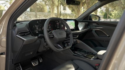 The new Audi Q5 SUV Interior Design in Sakhir gold metallic