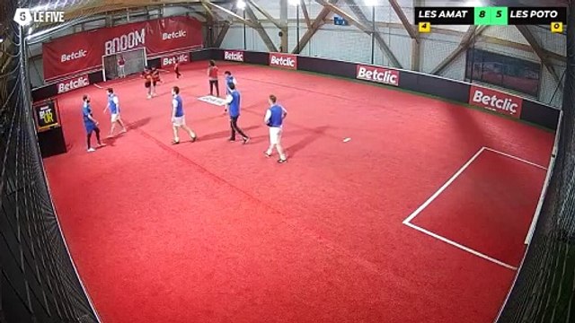 Les Amateurs - Les Potos Masqués 31/03 à 21:08 - Football Terrain Betclic (LeFive P18)