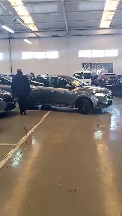 المغرب مكناس فاس طنجة  Logan maroc Dacia Sandero Stepway