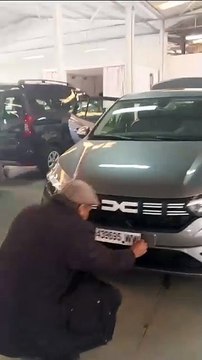 المغرب مكناس فاس طنجd Dacia Logan maroc