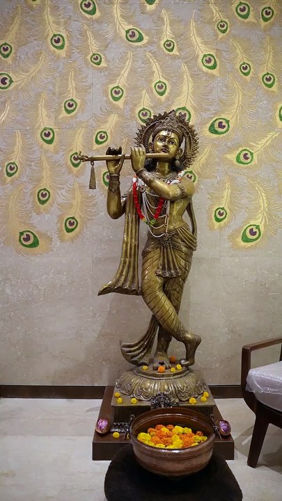 When tradition meets elegance. A seamless blend of heritage and refinement, where intricate craftsmanship enhances contemporary spaces. Every detail reflects a deep appreciation for design, bringing warmth, depth, and chara